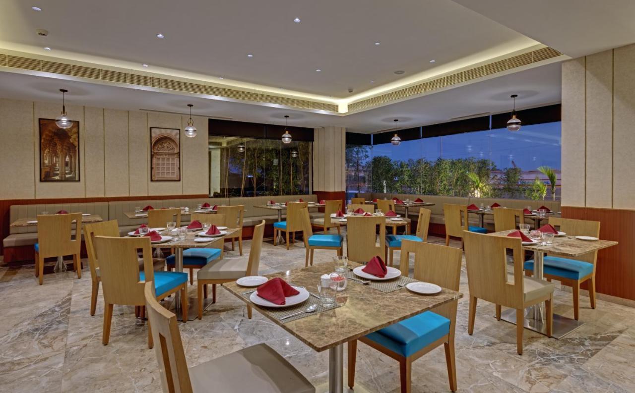 The Neemaya Kandla Extérieur photo