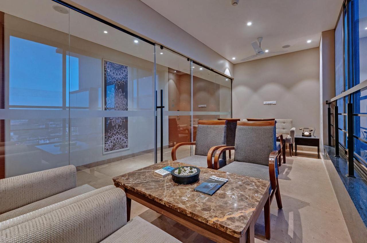 The Neemaya Kandla Extérieur photo